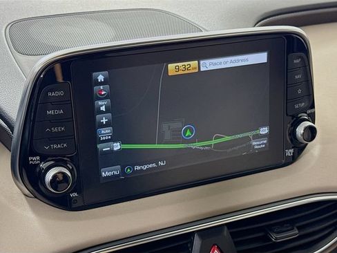 Used 2020 Hyundai Santa Fe Limited FWD image 19