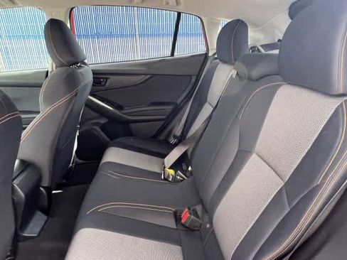 Used 2021 Subaru Crosstrek 2.0i Premium AWD/4WD image 18