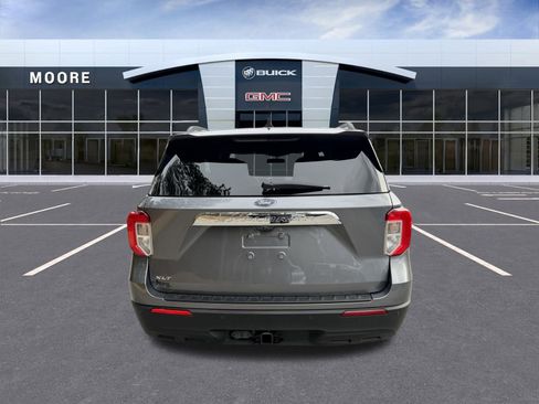 Used 2021 Ford Explorer XLT w/ Class III Trailer Tow Package image 8