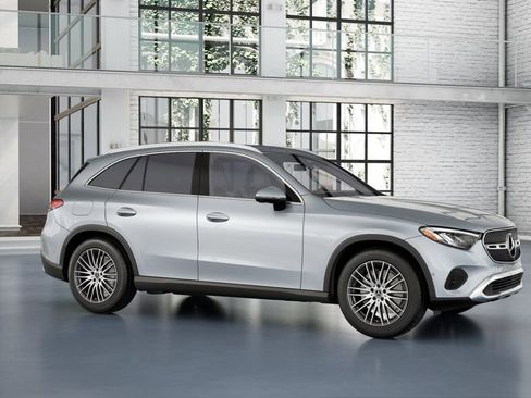 New 2026 Mercedes-Benz GLC 300 GLC 300 image 8