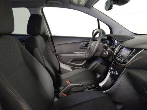 Used 2020 Chevrolet Trax LS w/ Tint and Cruise Package FWD image 21