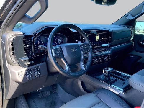 Used 2024 Chevrolet Silverado 1500 ZR2 w/ Technology Package AWD/4WD image 18