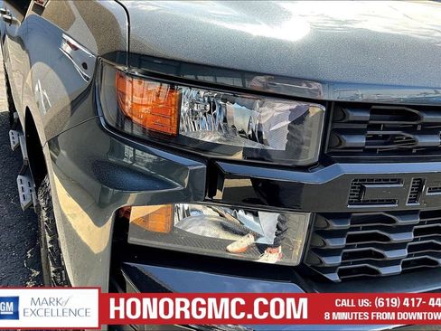 Used 2019 Chevrolet Silverado 1500 Custom Trail Boss w/ Custom Convenience Package AWD/4WD image 29