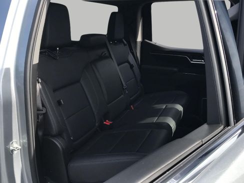 Used 2025 GMC Sierra 1500 SLT AWD/4WD image 7