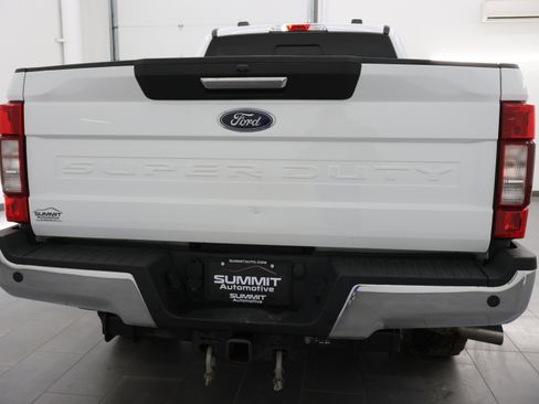 Used 2022 Ford F250 XLT w/ XLT Premium Package image 28