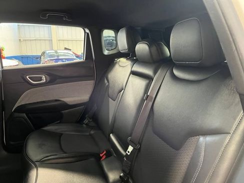 Used 2024 Jeep Compass Latitude AWD/4WD image 20