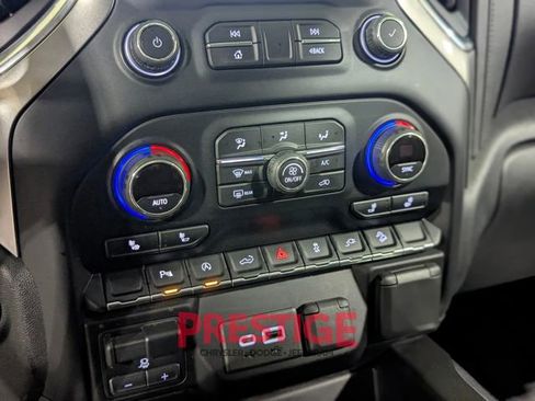 Used 2021 Chevrolet Silverado 1500 LT Trail Boss w/ Convenience Package II image 26