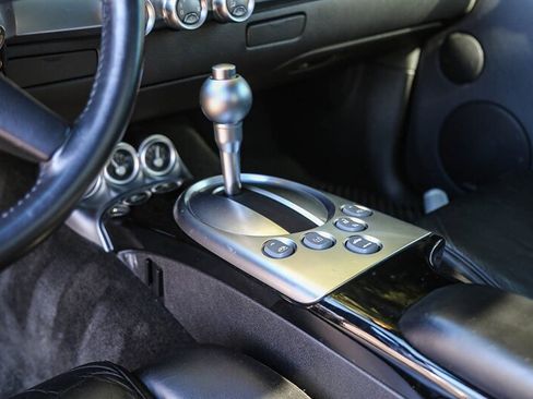 Used 2005 Chevrolet SSR w/ Preferred Equipment Group image 33