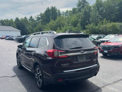 Used 2024 Subaru Ascent Touring AWD/4WD image 7