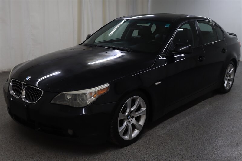 Used 2006 BMW 550i Sedan RWD image 3