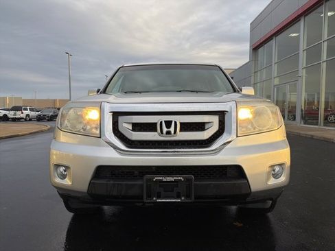 Used 2011 Honda Pilot EX image 2