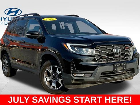 Used 2023 Honda Passport TrailSport image 3