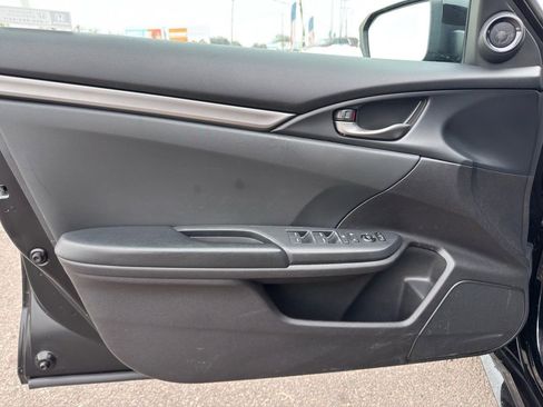 Used 2020 Honda Civic Sport image 9