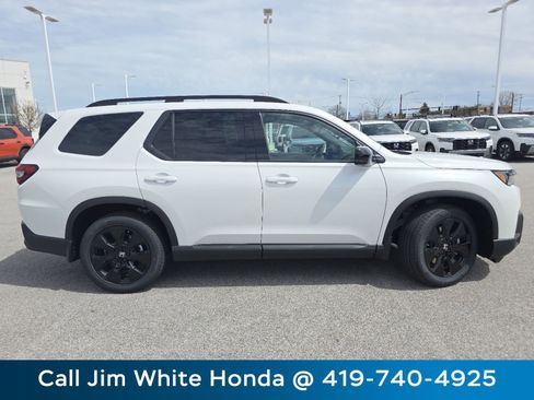 New 2026 Honda Pilot Black Edition image 15