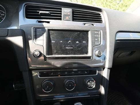 Used 2017 Volkswagen Golf Alltrack S AWD/4WD image 11