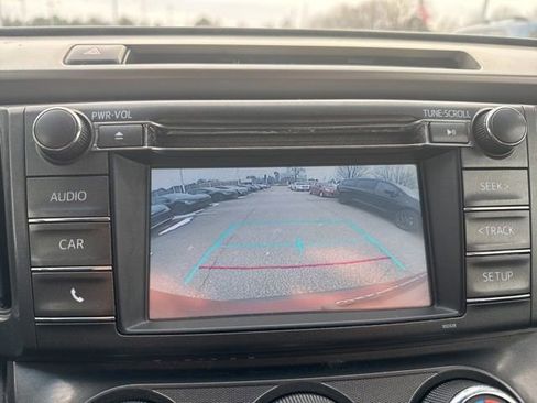 Used 2015 Toyota RAV4 LE image 24