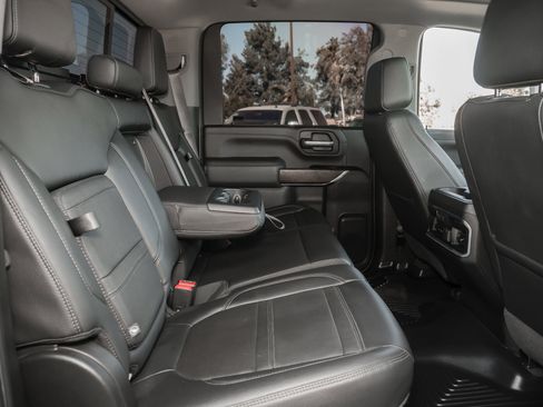 Used 2022 GMC Sierra 2500 Denali w/ Denali Ultimate Package image 49