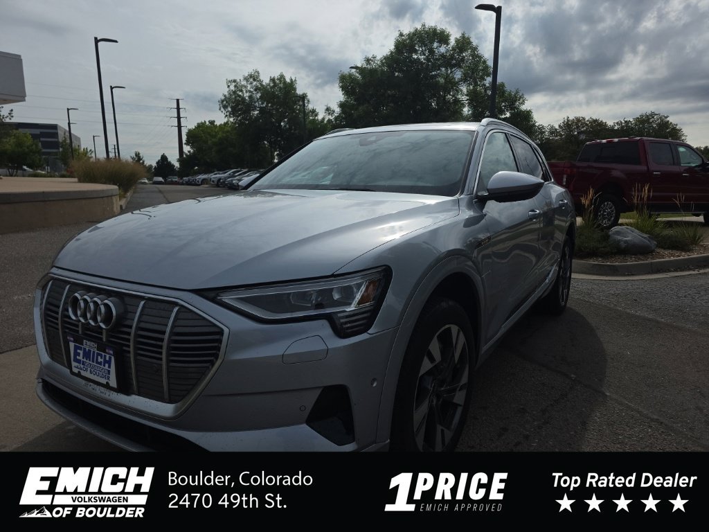 Used 2023 Audi e-tron Premium Plus w/ Premium Plus Package AWD/4WD image 1