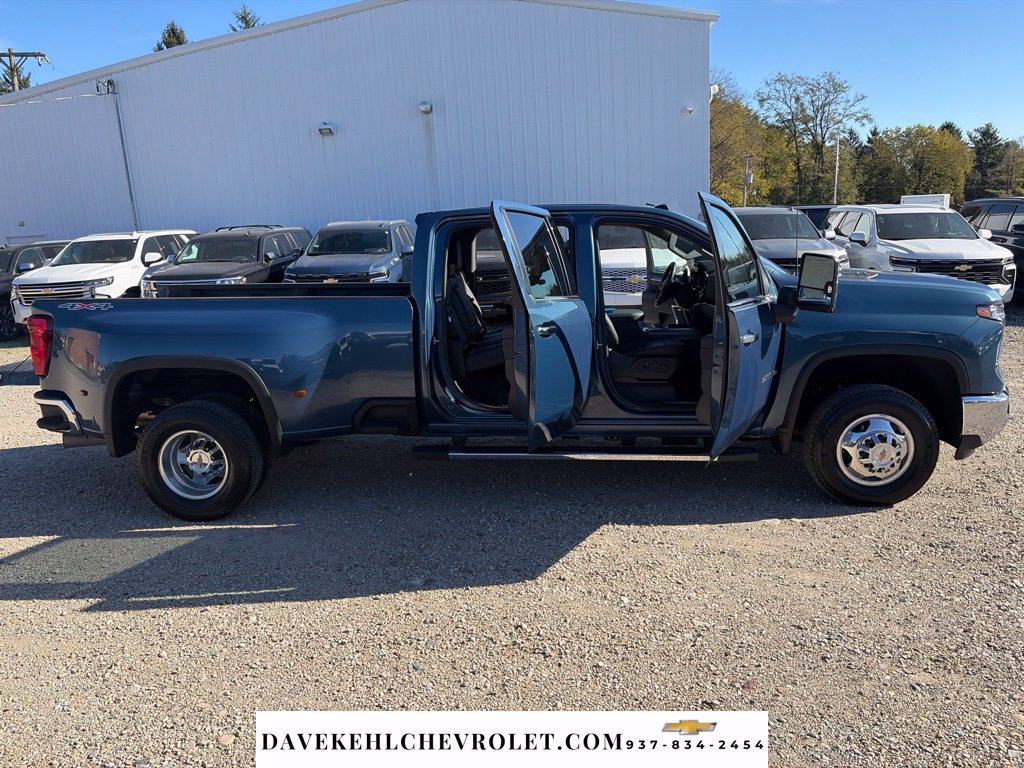 Used 2024 Chevrolet Silverado 3500 LTZ w/ LTZ Plus Package AWD/4WD image 38