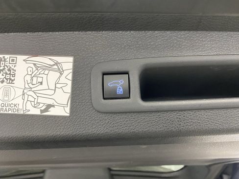 Used 2024 Toyota Sienna XLE image 13