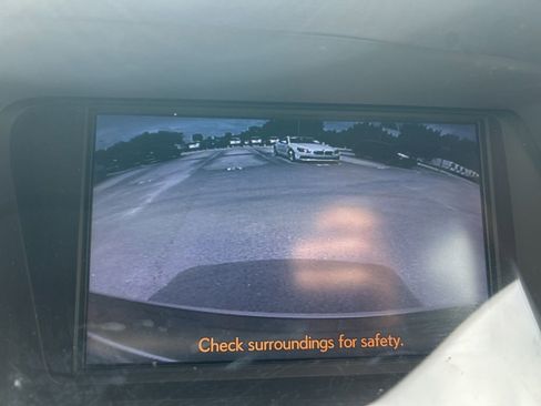 Used 2015 Lexus RX 450h AWD image 28