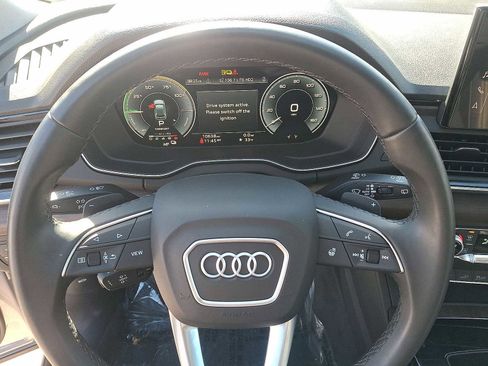 Certified 2024 Audi Q5 e Premium w/ Convenience Package image 16