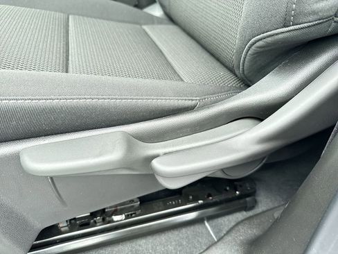 Used 2024 GMC Canyon Elevation image 18