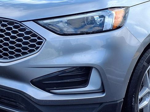 Used 2024 Ford Edge SEL image 25