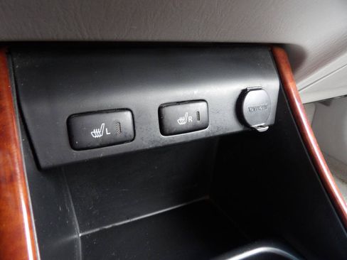 Used 2003 Toyota Camry XLE FWD image 14