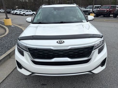 Used 2021 Kia Seltos EX image 3