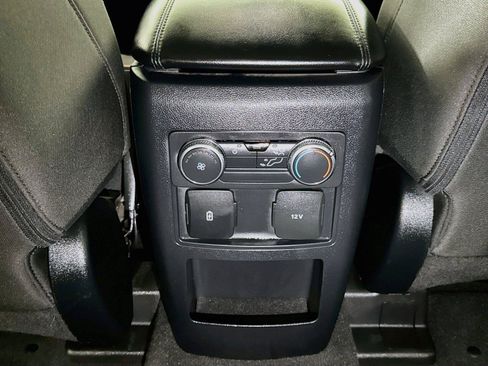 Used 2021 Ford Explorer XLT w/ Class III Trailer Tow Package RWD image 22