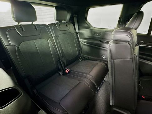 New 2026 Jeep Grand Cherokee L L LAREDO ALTITUDE 4X4 image 29