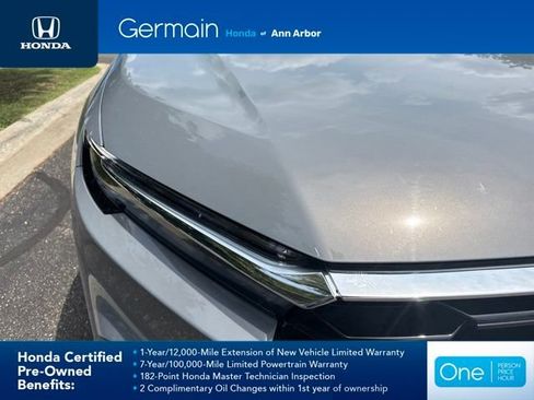 Used 2023 Honda CR-V EX image 3