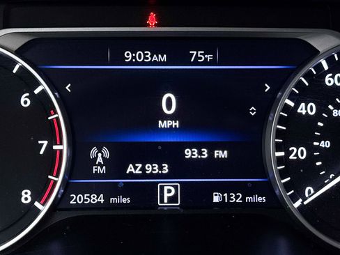 Used 2024 Nissan Sentra SR w/ Trunk Package image 33