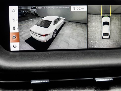 Used 2024 Genesis G90 3.5T image 29