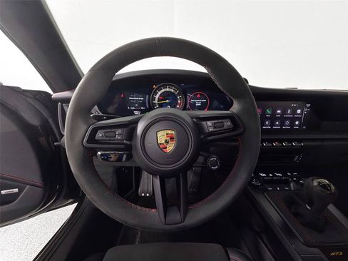 Certified 2022 Porsche 911 GT3 RWD image 20