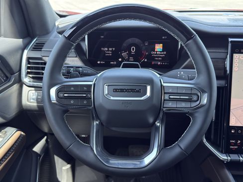 New 2026 GMC Acadia Denali Ultimate w/ LPO, Floor Liner Package AWD/4WD image 35