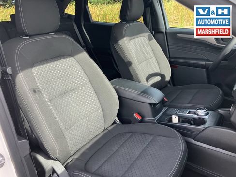 Used 2023 Ford Escape Active AWD/4WD image 17
