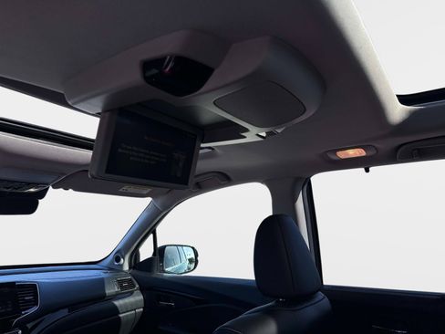 Used 2022 Honda Pilot Elite image 17