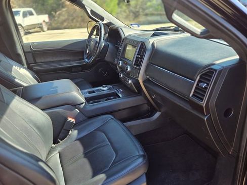 Used 2018 Ford Expedition Limited w/ Equipment Group 301A image 16
