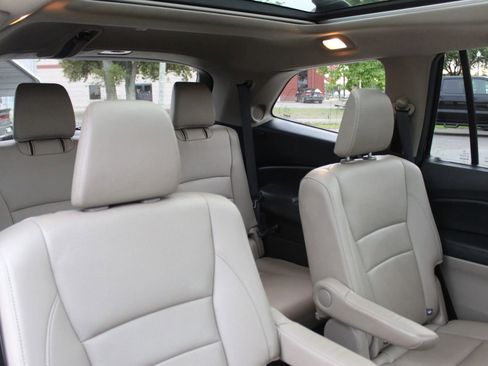 Used 2016 Honda Pilot Elite image 28