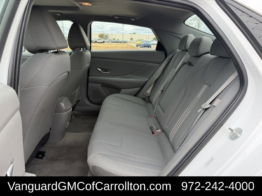 Used 2024 Hyundai Elantra SEL w/ Convenience Package FWD image 29