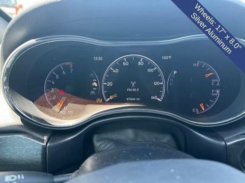 Used 2018 Jeep Grand Cherokee Laredo RWD image 17