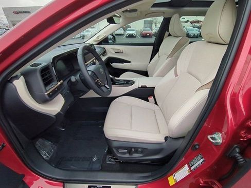 Certified 2026 Toyota Crown AWD/4WD image 8