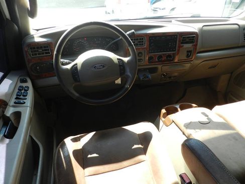Used 2004 Ford F250 Lariat AWD/4WD image 9