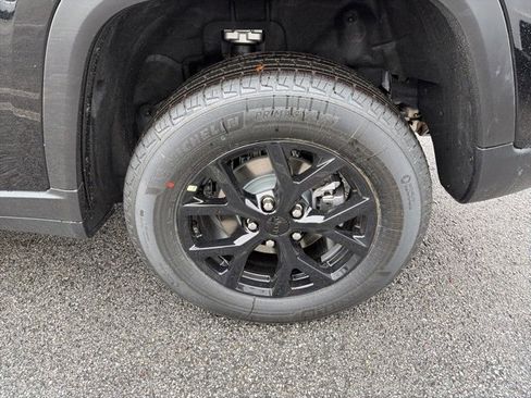 New 2025 Jeep Grand Cherokee 4WD image 6