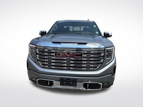 Used 2024 GMC Sierra 1500 Denali w/ Denali Reserve Package AWD/4WD image 2