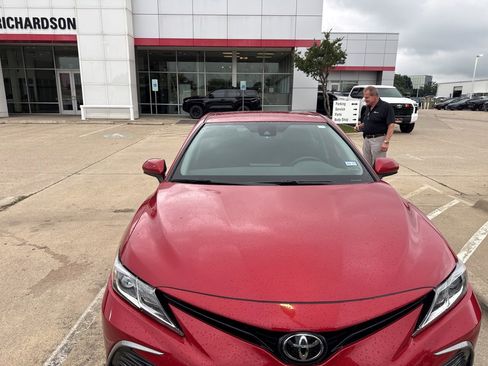 Used 2024 Toyota Camry LE FWD image 2
