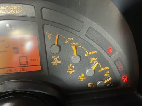 Used 1990 Chevrolet Corvette Coupe RWD image 18