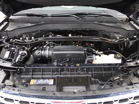 Used 2023 Ford Explorer Limited w/ Equipment Group 301A AWD/4WD image 10